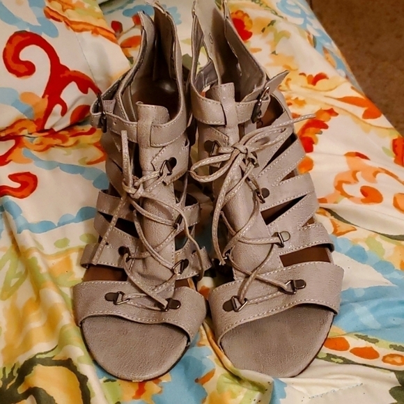 Sexy Grey ankle boot sandal size 9 - Picture 1 of 6